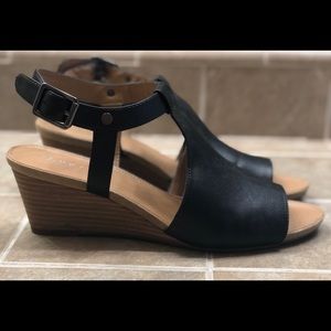Black Sling back open toe wedges